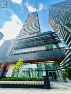 2401 - 39 ROEHAMPTON AVENUE  Toronto, ON M4P 0G1