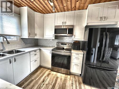 79 Snedden Crescent, Maple Bush Rm No. 224, SK - Indoor Photo Showing Kitchen