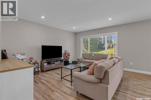 131 315 Dickson Crescent, Saskatoon, SK - Indoor Photo Showing Living Room