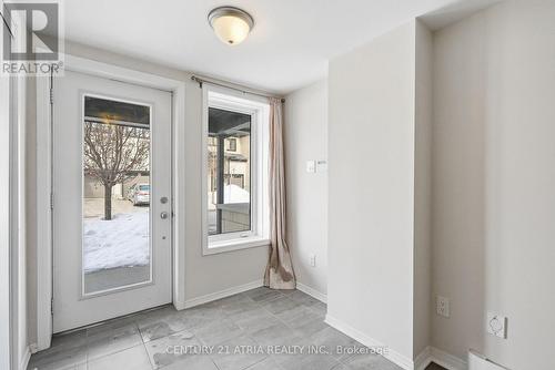 502 Radiant Private, Ottawa, ON - Indoor Photo Showing Other Room