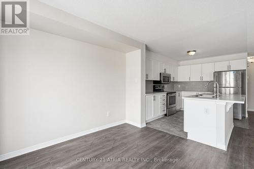 502 Radiant Private, Ottawa, ON - Indoor Photo Showing Kitchen With Stainless Steel Kitchen