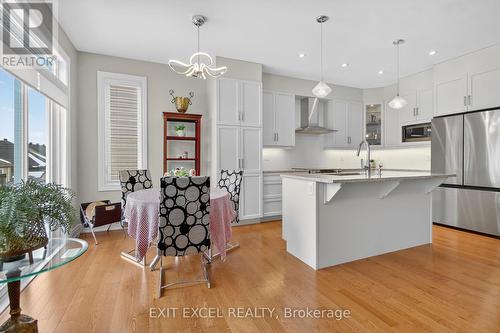 478 Fernside Street, Ottawa, ON - Indoor Photo Showing Kitchen With Upgraded Kitchen