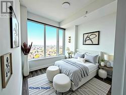 PH503 - 75 CANTERBURY PLACE  Toronto, ON M2N 2N1