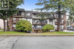 304 425 ASH STREET  New Westminster, BC V3M 3N2