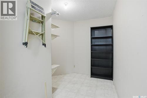 304 706 Confederation Drive, Saskatoon, SK - Indoor