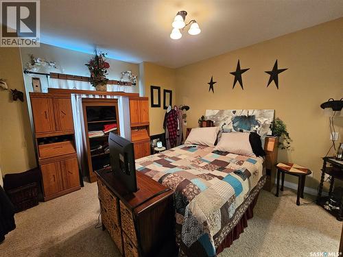 30 St Boniface Avenue, Goodsoil, SK - Indoor Photo Showing Bedroom