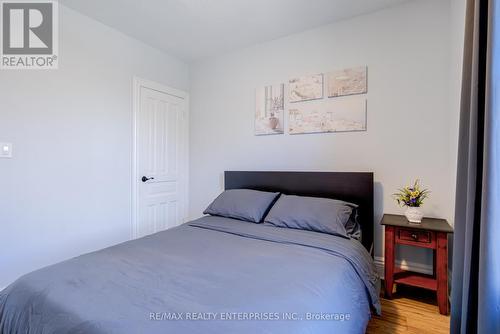 20 Sherman Avenue S, Hamilton, ON - Indoor Photo Showing Bedroom