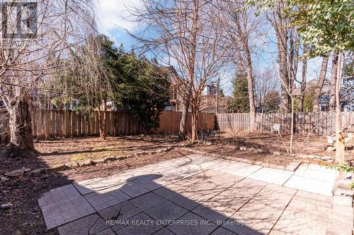 20 Sherman Avenue S, Hamilton, ON - Outdoor