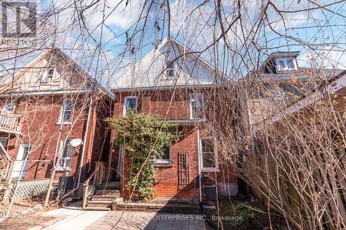 20 Sherman Avenue S, Hamilton, ON - Outdoor