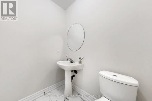52 Lakespring Drive, Markham, ON - Indoor Photo Showing Bathroom