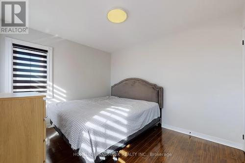 52 Lakespring Drive, Markham, ON - Indoor Photo Showing Bedroom