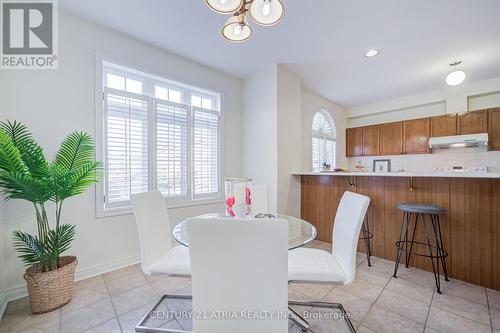 108 - 190 Harding Boulevard W, Richmond Hill, ON - Indoor Photo Showing Dining Room