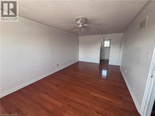 15 Strada Boulevard, St. Catharines, ON - Indoor Photo Showing Other Room