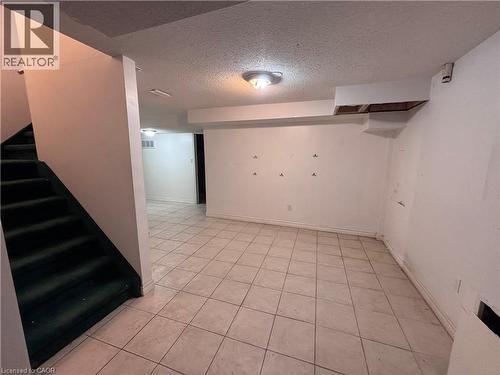 15 Strada Boulevard, St. Catharines, ON - Indoor Photo Showing Other Room