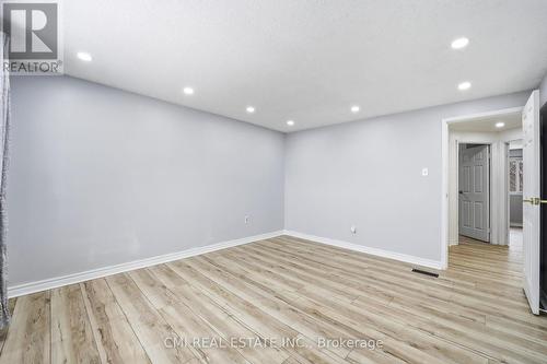 116 - 1538 Lancaster Drive, Oakville, ON - Indoor Photo Showing Other Room