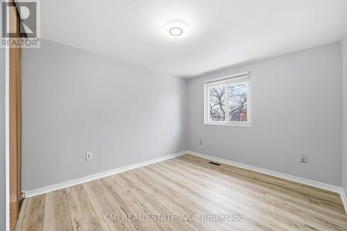 116 - 1538 Lancaster Drive, Oakville, ON - Indoor Photo Showing Other Room