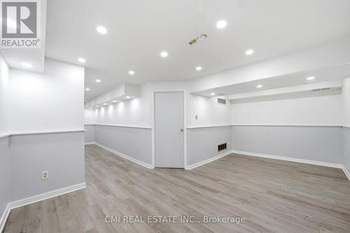 116 - 1538 Lancaster Drive, Oakville, ON - Indoor Photo Showing Other Room