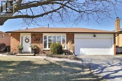 273 ORIOLE COURT  Milton, ON L9T 3R3