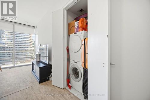 837 - 39 Queens Quay E, Toronto, ON - Indoor Photo Showing Laundry Room