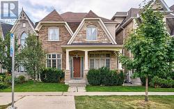 31 ANGUS GLEN BOULEVARD Markham, ON L6C 0X9