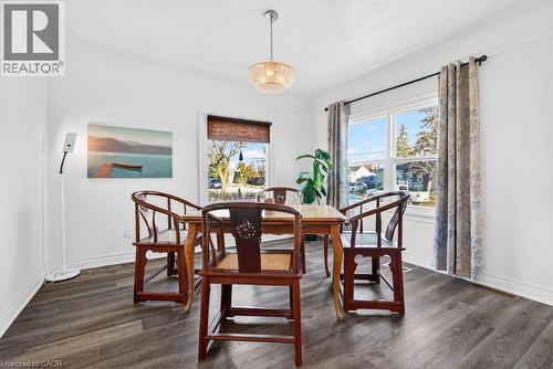 710 Rennie Street, Hamilton, ON - Indoor Photo Showing Dining Room