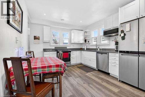 710 Rennie Street, Hamilton, ON - Indoor