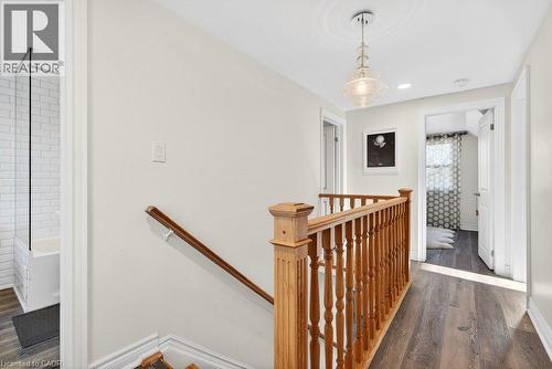 710 Rennie Street, Hamilton, ON - Indoor Photo Showing Other Room