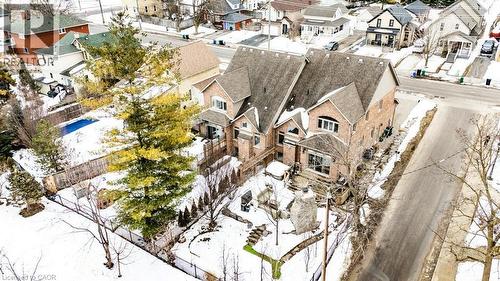 124 Allen Street E, Waterloo, ON - Outdoor