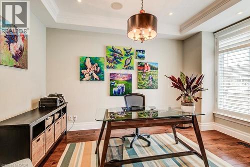 Office with front window - 124 Allen Street E, Waterloo, ON - Indoor