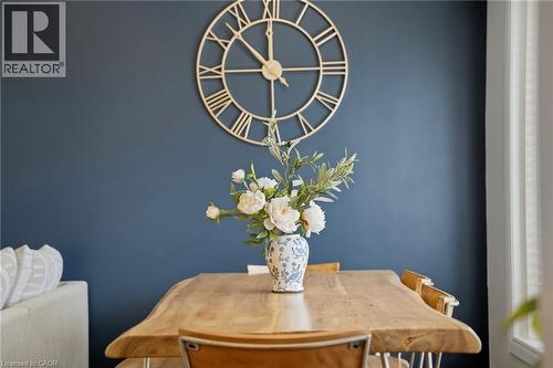 48 Champlain Avenue, Hamilton, ON - Indoor Photo Showing Dining Room
