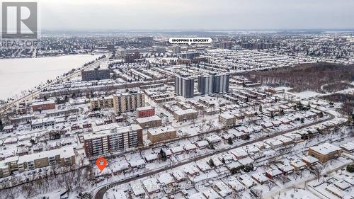 Shopping is close by - 1430 Edgecliffe Avenue, Ottawa, ON - Outdoor With View