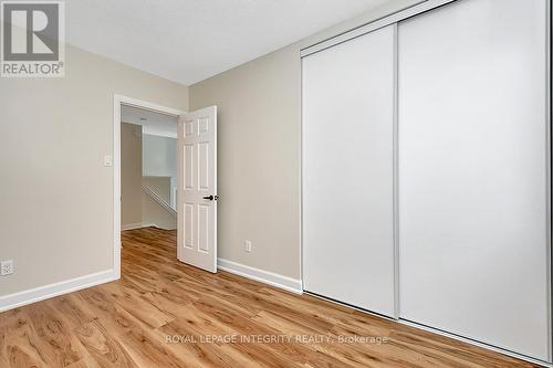 301 Zephyr Avenue, Ottawa, ON - Indoor Photo Showing Other Room