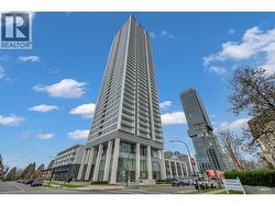 1702 6087 WILSON AVENUE  Burnaby, BC V5H 0M1