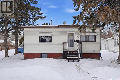 100 Cruise Street, Saskatoon, SK - Outdoor