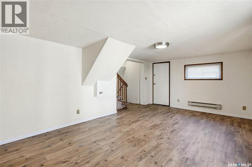 100 Cruise Street, Saskatoon, SK - Indoor Photo Showing Other Room