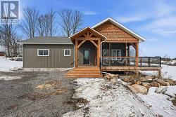 824 EAST ROAD LOOP  Hastings Highlands (Monteagle Ward), ON K0L 1C0