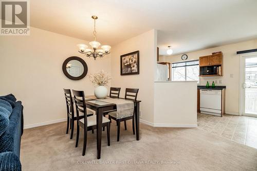 389 Wiffen Private, Ottawa, ON - Indoor Photo Showing Dining Room
