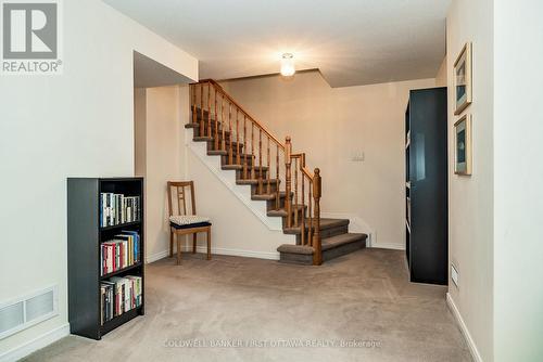 389 Wiffen Private, Ottawa, ON - Indoor Photo Showing Other Room
