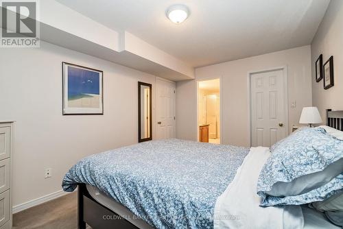 389 Wiffen Private, Ottawa, ON - Indoor Photo Showing Bedroom