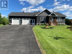 165 BRISTOW DRIVE Montague, ON K7A 5B8