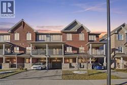 13 HISCOTT Drive  Waterdown, ON L8B 0A2