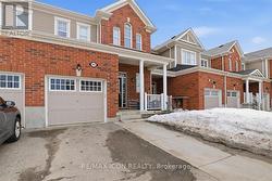 162 WEST OAK TRAIL  Kitchener, ON N2R 0J4