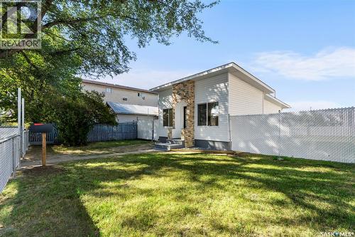 117 U Avenue S, Saskatoon, SK - Outdoor