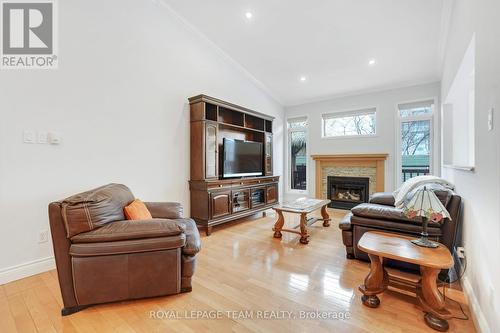 114 Bartlett Private, Ottawa, ON - Indoor Photo Showing Living Room With Fireplace