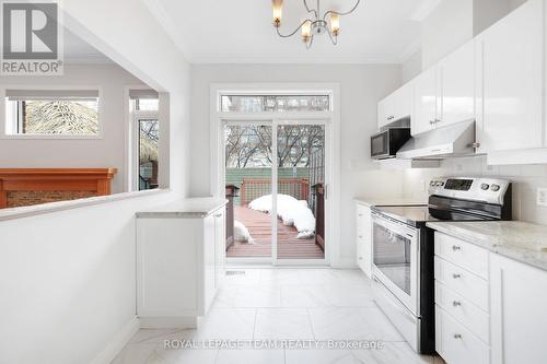 114 Bartlett Private, Ottawa, ON - Indoor Photo Showing Kitchen