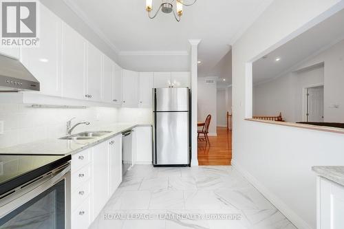 114 Bartlett Private, Ottawa, ON - Indoor Photo Showing Kitchen With Double Sink