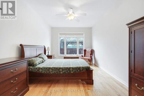 114 Bartlett Private, Ottawa, ON - Indoor Photo Showing Bedroom