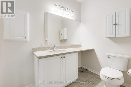 114 Bartlett Private, Ottawa, ON - Indoor Photo Showing Bathroom
