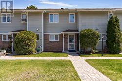 13 - 39 28TH STREET S Wasaga Beach, ON L9Z 2E4