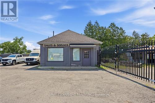 1360 Rymal Road E, Hamilton, ON 